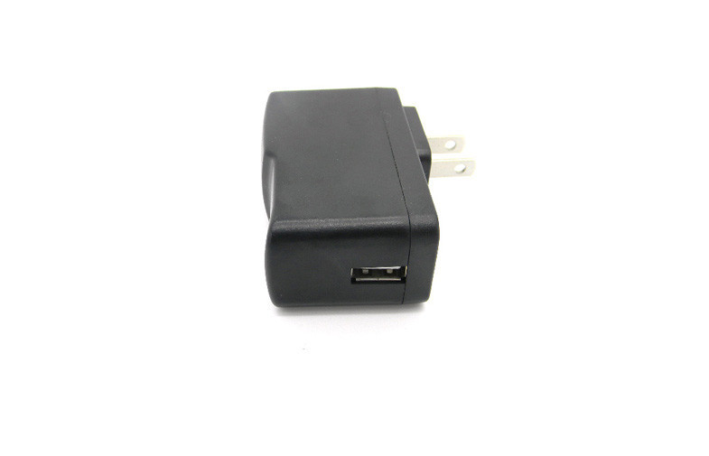 5V 2A العالمي USB شاحن السفر التيار الكهربائي المستمر الاتحاد الأوروبي التوصيل للكمبيوتر / الهاتف الذكي