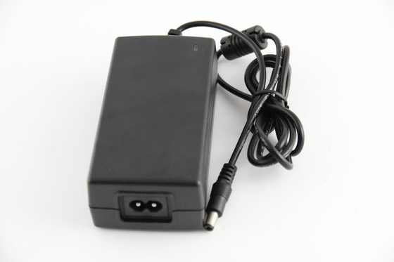 مستقرة 48W للتنظيم التحويل تصفية محول AC DC الطاقة 12V العاصمة 50HZ مع EMI
