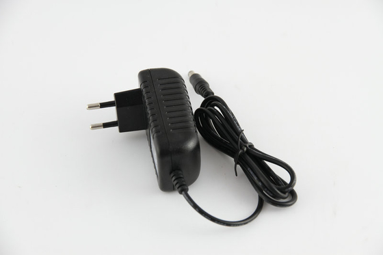 تحويل 24 W LED AC DC محول الطاقة 12V 50HZ انخفاض الضوضاء، دائرة قصر الحماية