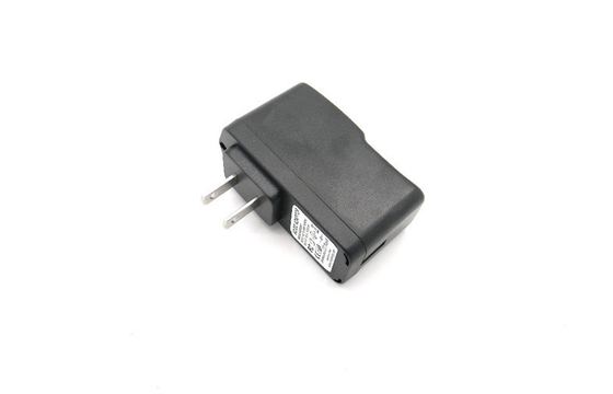 5V 2A العالمي USB شاحن السفر التيار الكهربائي المستمر الاتحاد الأوروبي التوصيل للكمبيوتر / الهاتف الذكي