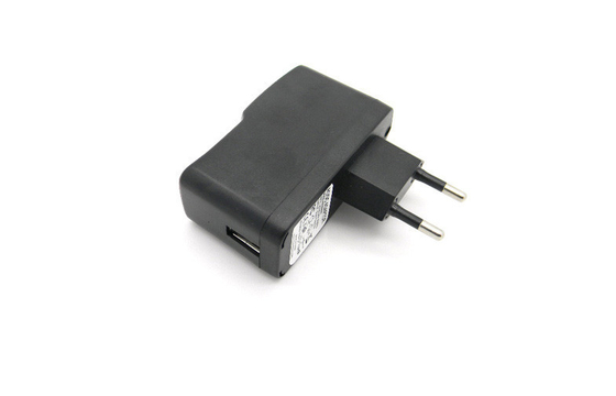 عالمي USB سفر الكمبيوتر المحمولة شاحن 50HZ / 60HZ الولايات المتحدة التوصيل للحصول على قرص