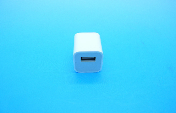 5V 1000MA العالمي USB شاحن السفر الشعيبة التوصيل للحصول على أبل MP3 MP4