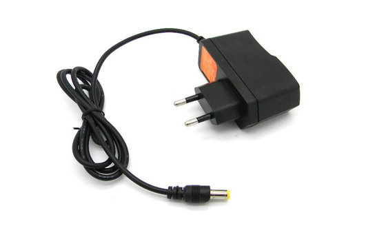 طاقة AC إلى DC الجدار جبل 1A 9V محول على الجهد لجهاز التوجيه، 100-240 فولت تيار متردد
