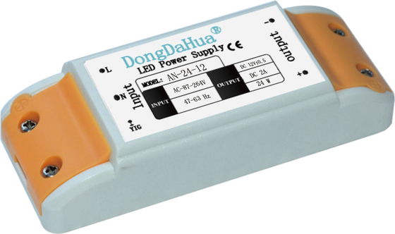 كفاءة عالية شنتشن الصمام مصنع الشريط DC12V / 24V CE بنفايات البلاستيك امدادات الطاقة