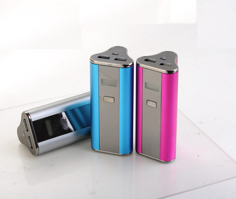 الهاتف المحمول / سيارة 5V المحمول التيار الكهربائي مع 7800MAH الصمام