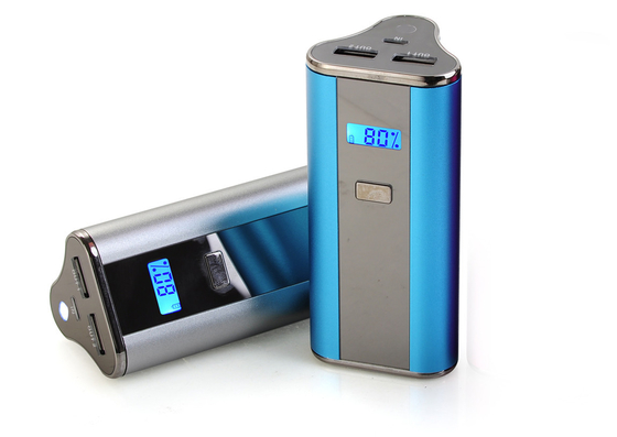 الهاتف المحمول / سيارة 5V المحمول التيار الكهربائي مع 7800MAH الصمام