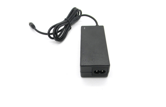 على مدى الجهد AC إلى DC محول الطاقة سطح المكتب 36W 12V المملكة المتحدة التوصيل للحصول على تلفزيون ال سي دي