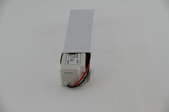 للماء IP67 60W الجهد المستمر الصمام سائق 120V AC، حالة من البلاستيك معزولة